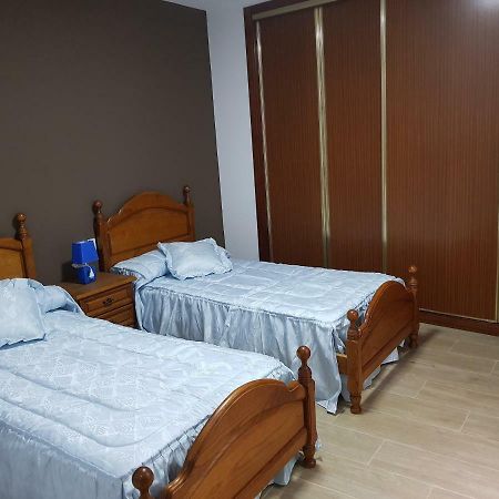 Apartamento Bueu Familiar Apartment Понтеведра Екстериор снимка