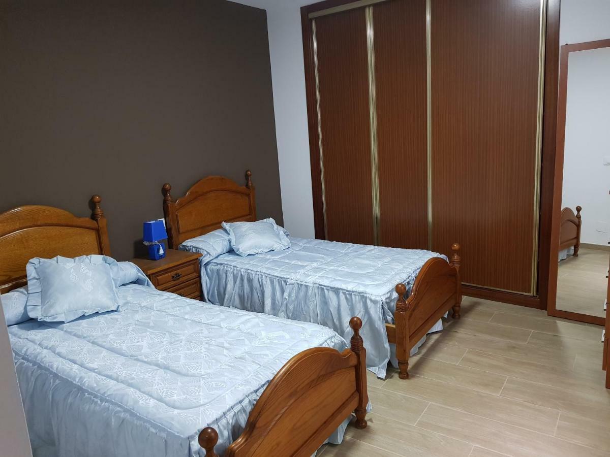 Apartamento Bueu Familiar Apartment Понтеведра Екстериор снимка
